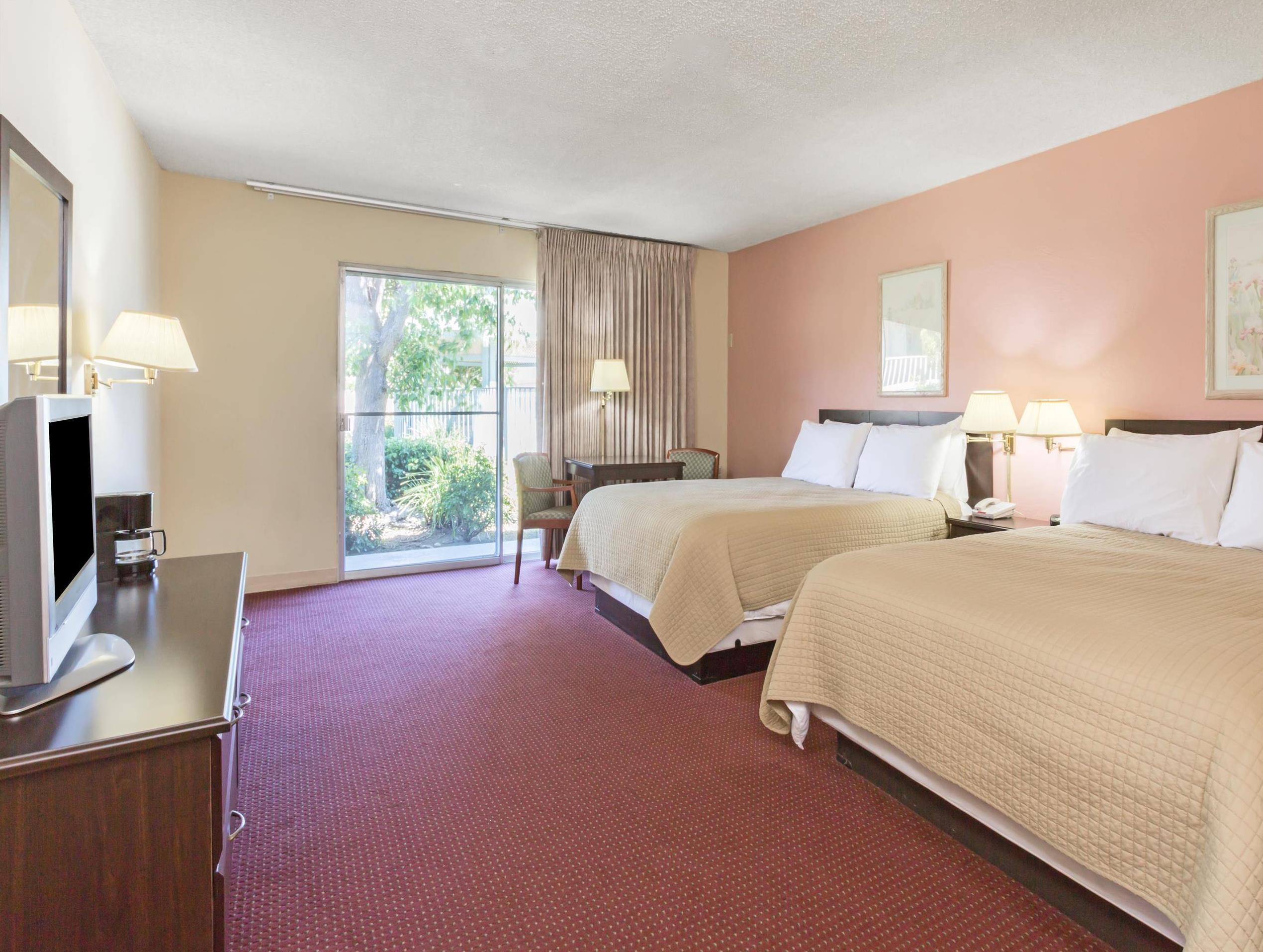 Days Inn By Wyndham Novato/San Francisco Экстерьер фото