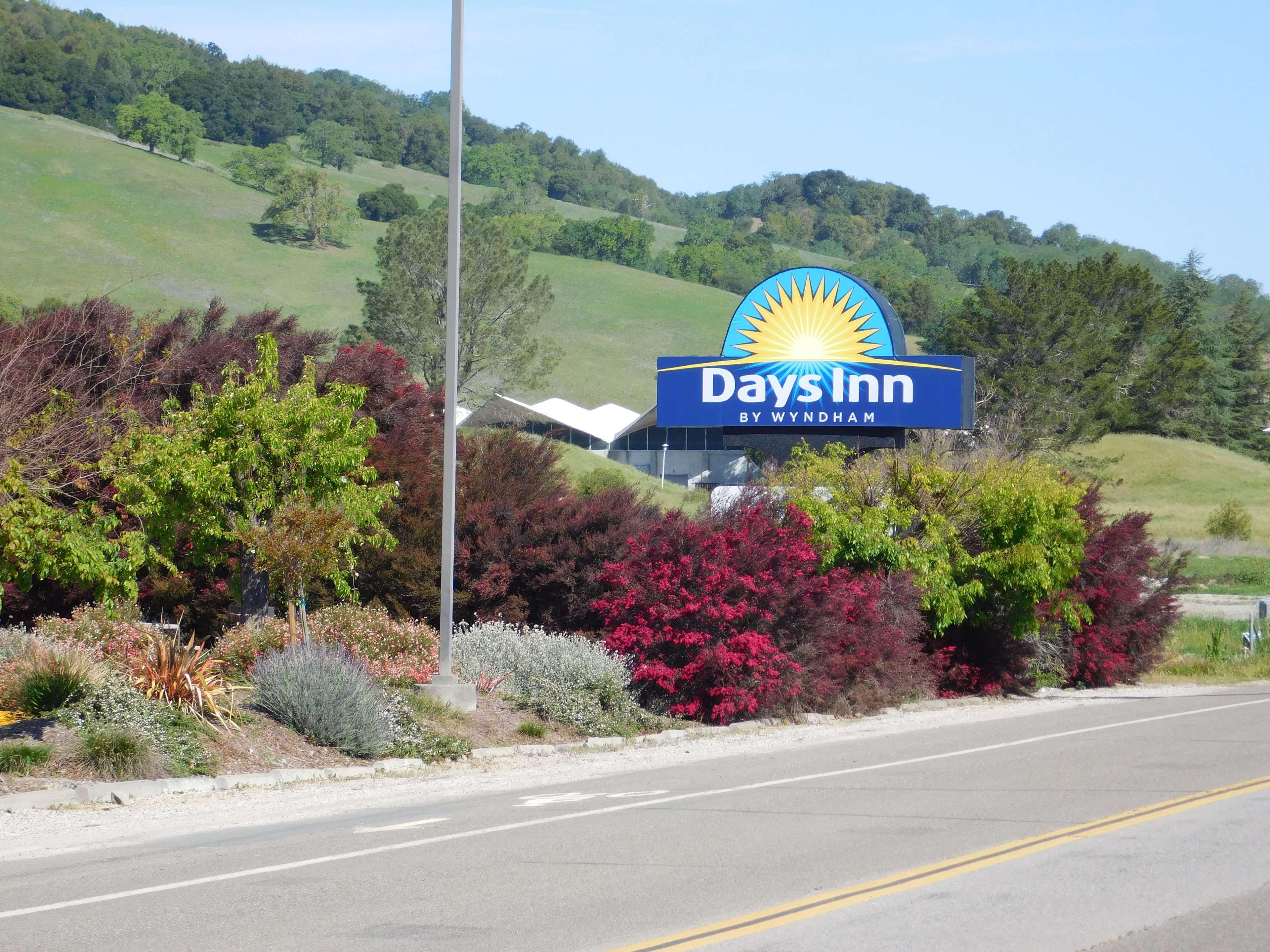 Days Inn By Wyndham Novato/San Francisco Экстерьер фото