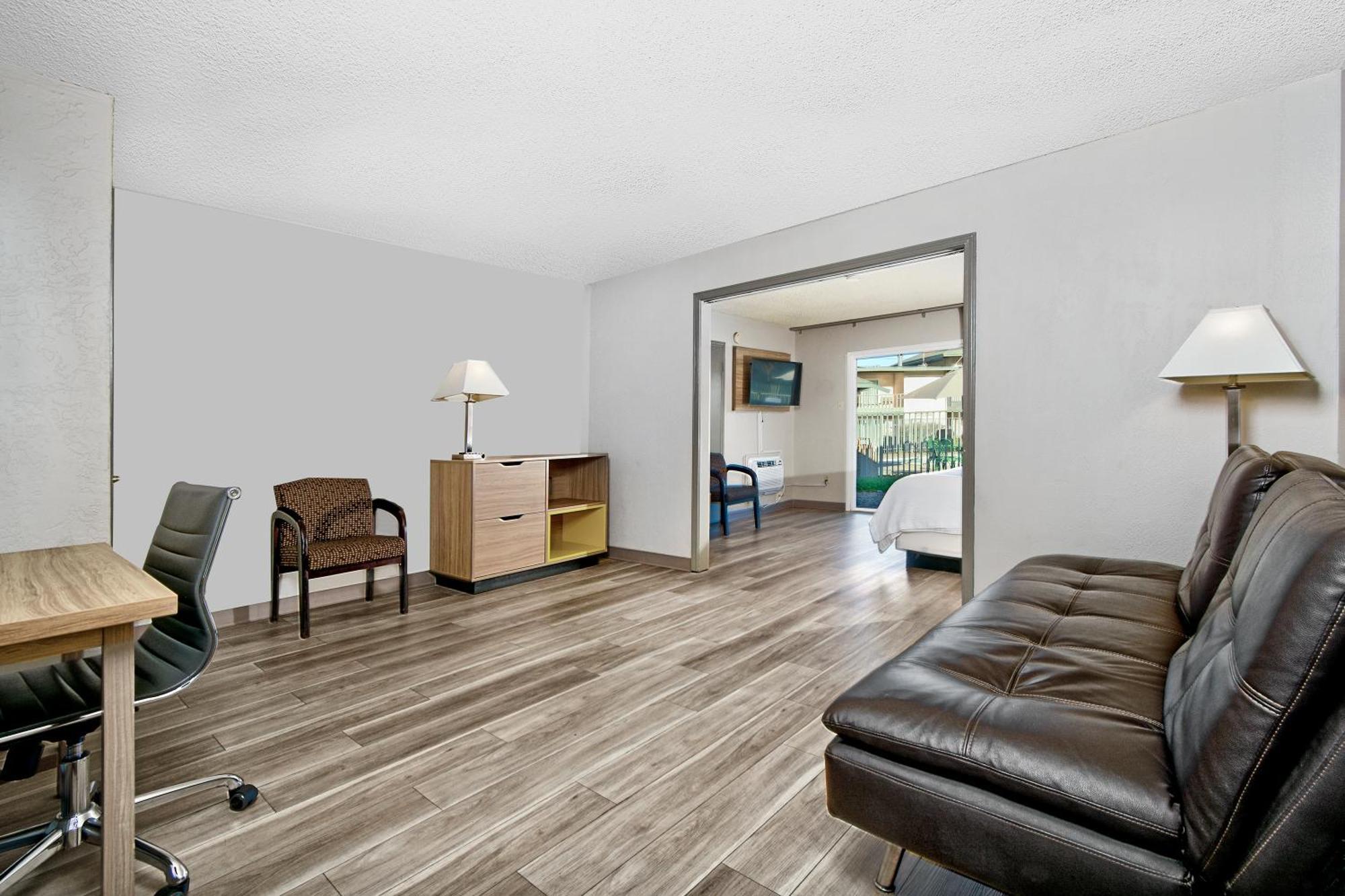 Days Inn By Wyndham Novato/San Francisco Экстерьер фото